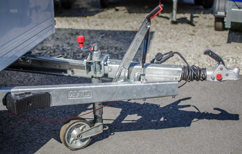 Remorca FURGON, CAROSATA NOUA de la 2.6m-3m MMA 1.3t-2.7t, carte RAR