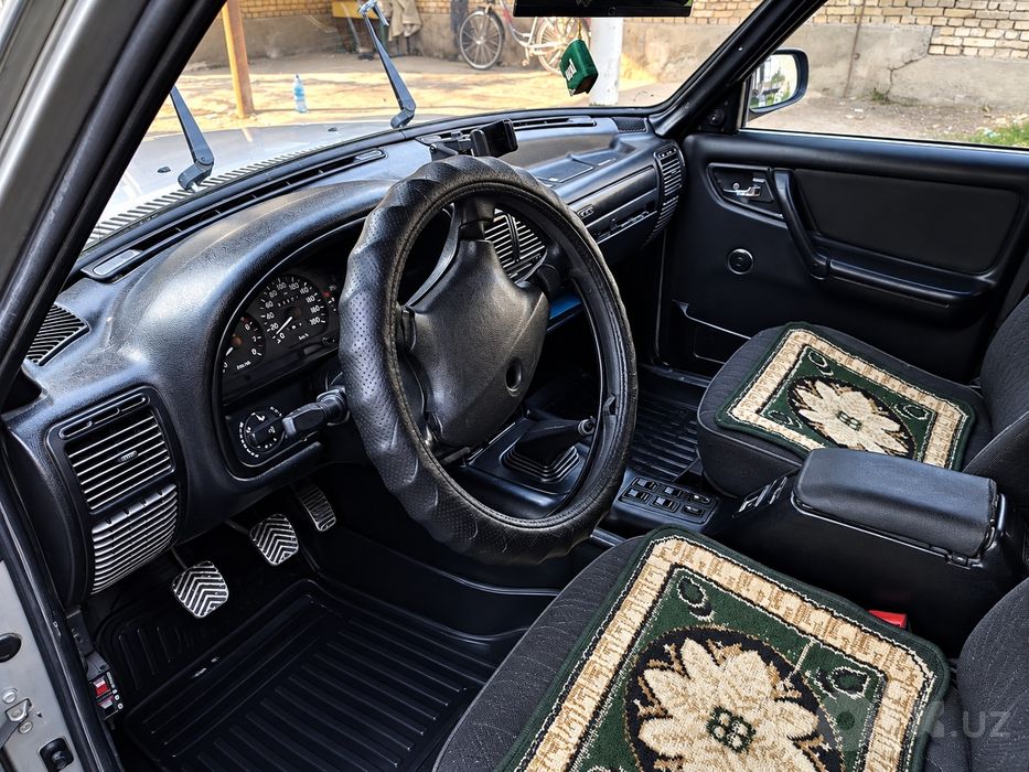 Gaz 31105 yaxshi xolatda