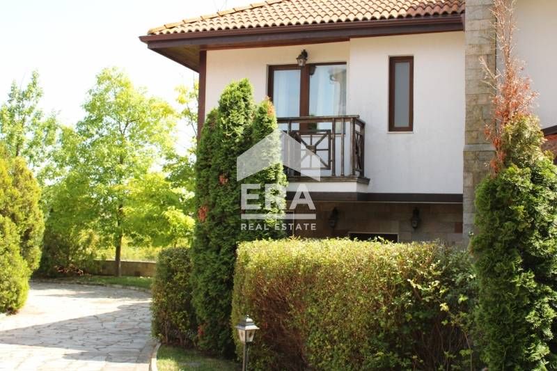 Продава се Къща в к.к. Слънчев бряг - 154 кв.м за 480 €/кв.м - Снимка #1