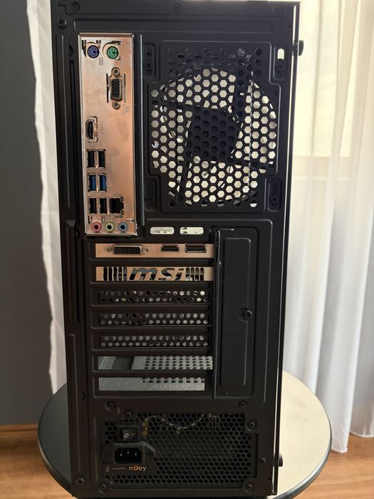 Pc  Gaming + Office