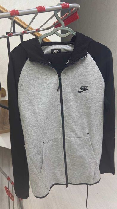 Спортивный костюм-двойка Nike Tech Fleece