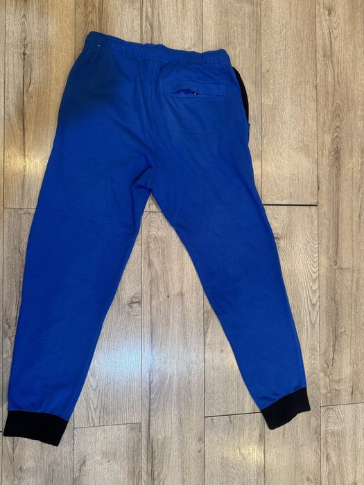 Pantaloni nike albastrii