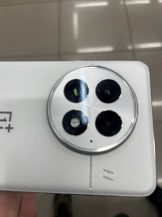 Oneplus 13 512/16 + 12