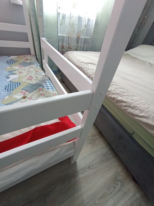 Продам детскую кровать домик / шалаш