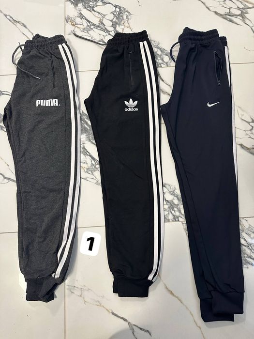 Set trei perechi pantaloni