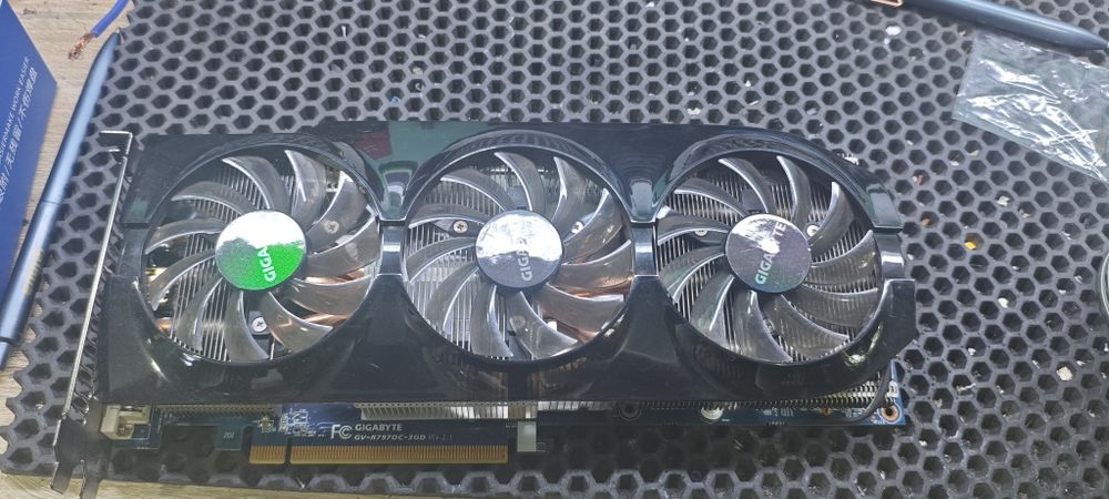 Видеокарта Hd7970 3gb
