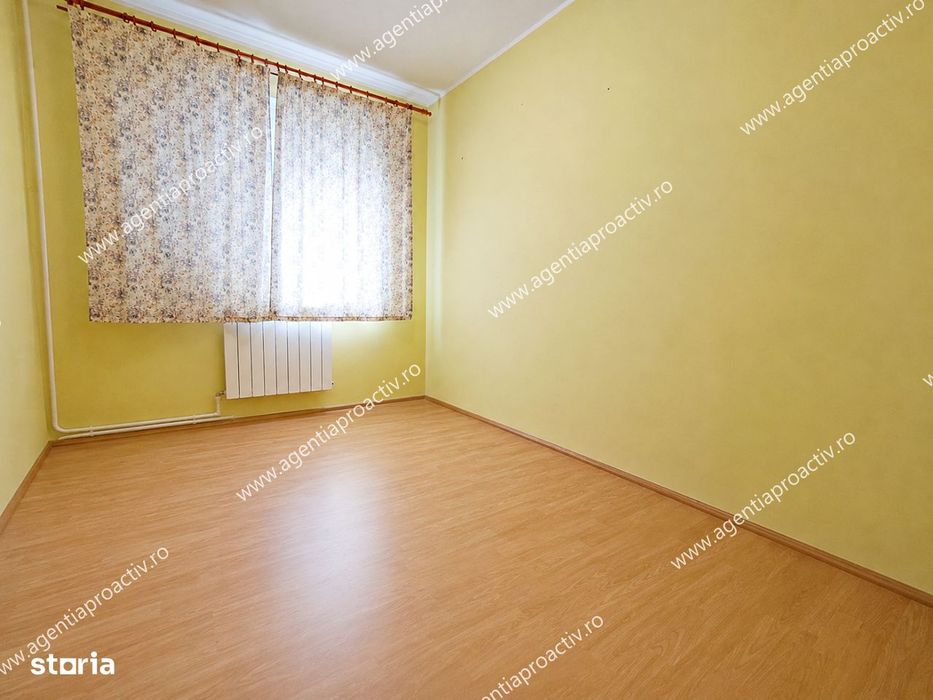 Apartament cu 3 camere decomandate, zona Centrală – Galați — fotografia 2