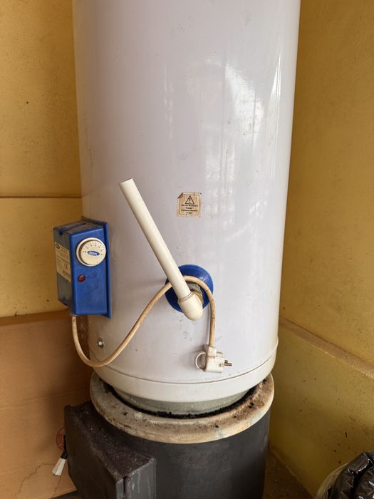 Vand cazan de apa, 2 surse, lemn + curent