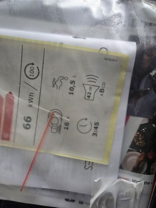 Нова инверторна съдомиялна за пълно вграждане Hoover HDish 500