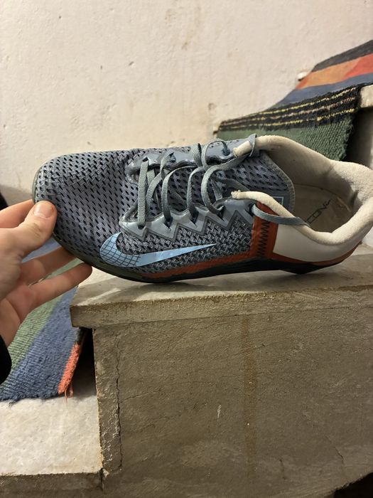 Маратонки Nike!!