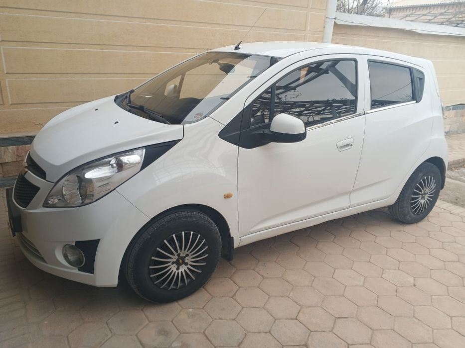 Продаётся Спарк 2011