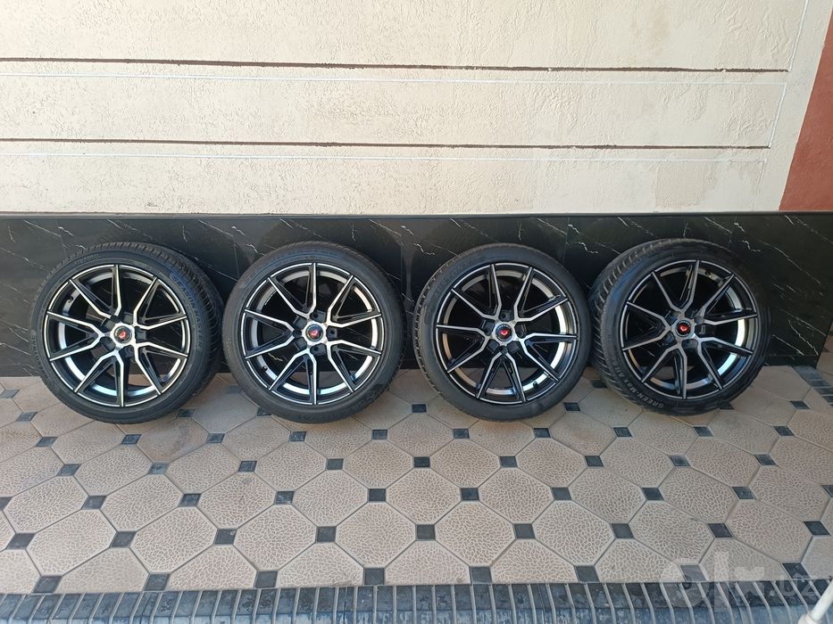 Vossen Diska Balon 215 45 R17 Holati yaxshi Jentra Lasettiga