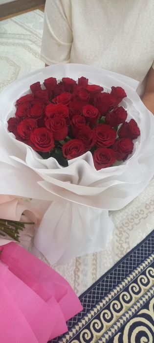 Свежи гүлдер. Өте әдемі