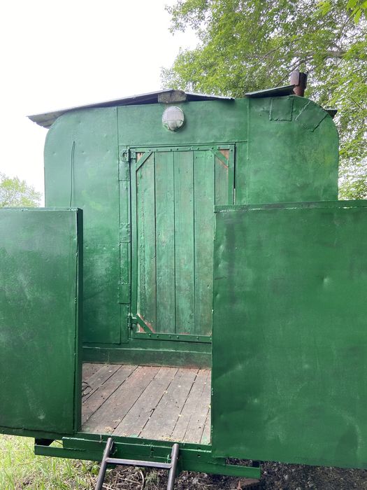 вагончик на колесах