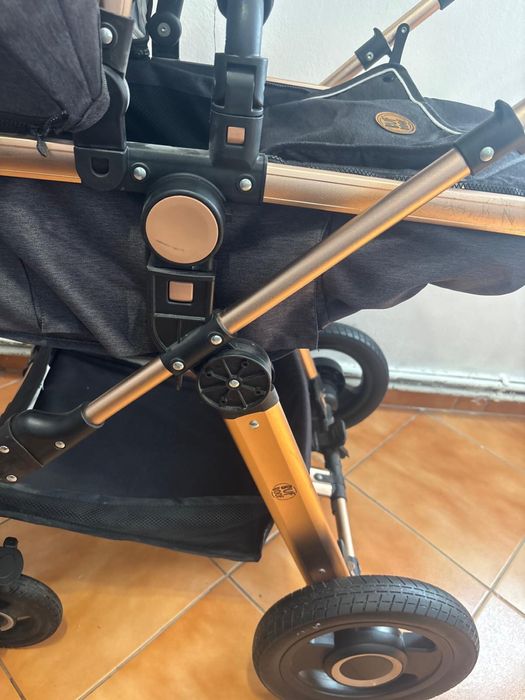 Carut Bebelus stare Nou - utilizat foarte putin timp