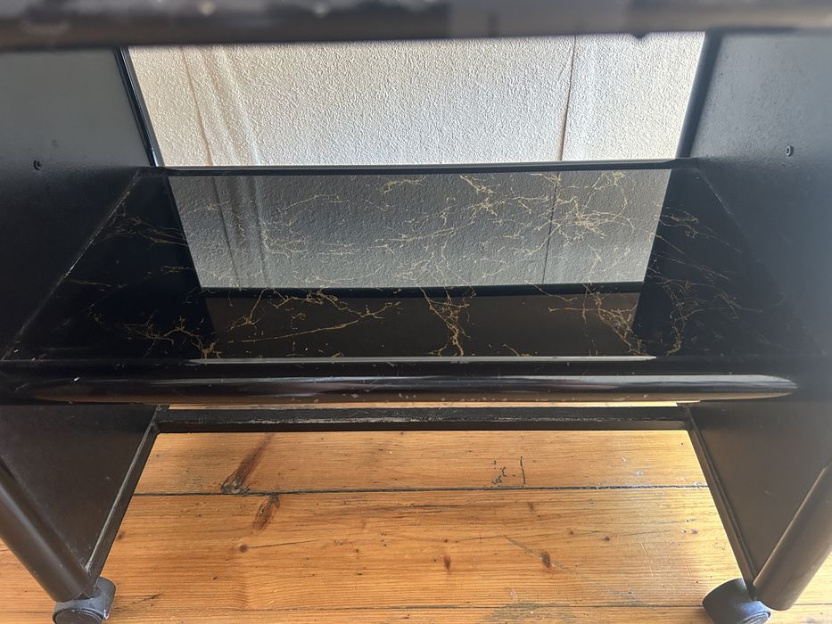 Холна масичка.