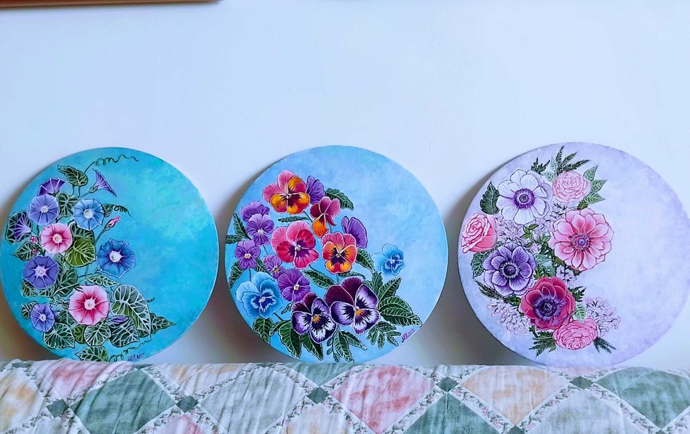 Мои картини-триптих-цветя-акрил.