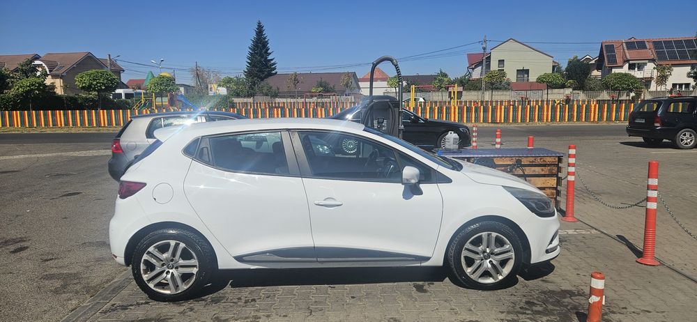 RENAULT Clio 2017 — imagine 3