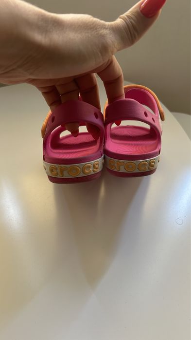 Сандали за момиче CROCS C13