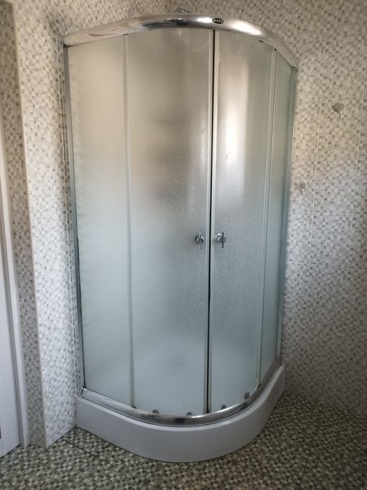 Продам душевой уголок Mars