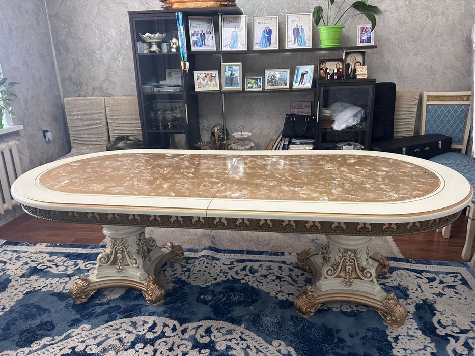 Продаем дагестанский большой стол!