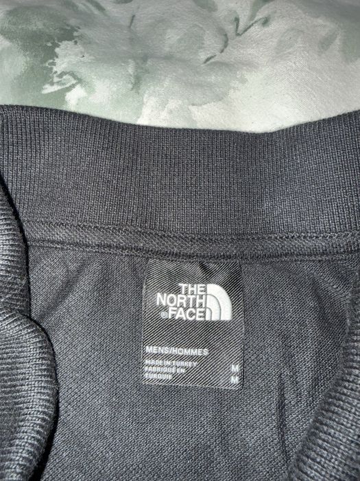The North Face тениска с яка