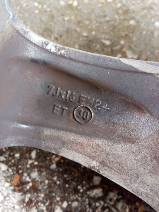 Джанти с гуми 5х120 16"