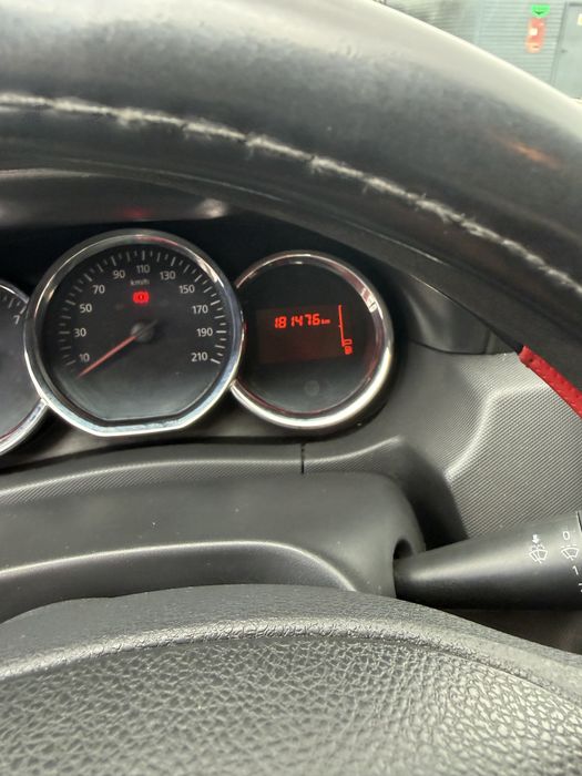 Dacia Duster 1,5 D —-5600€