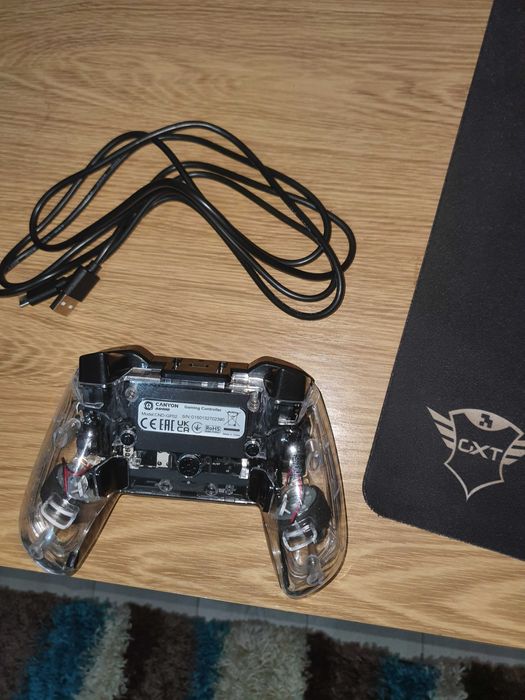 USB жичен геймпад за PC и Android