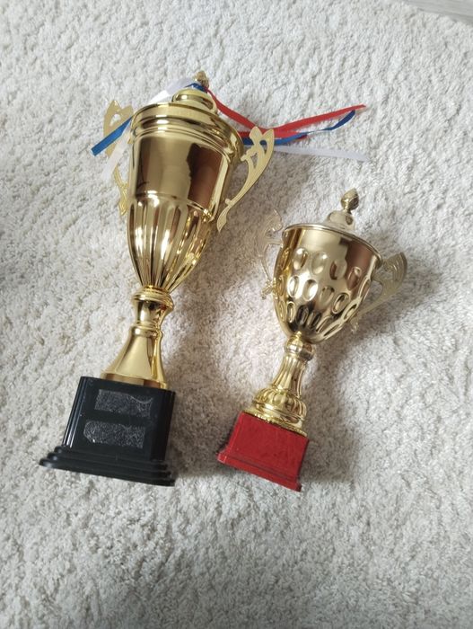 Продается КУБОК большой маленький