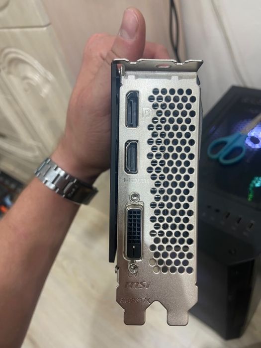 Продам видеокарту NVIDIA GeForce RTX 3050 8 ГБ