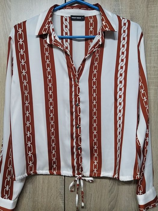 Дамски ризи - размер М/ Л