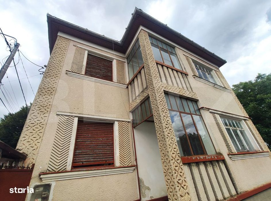 Casa de vanzare, 176 mp, 11 ari teren, Gheorghe Baritiu