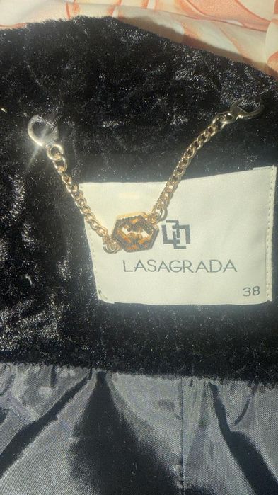 Продается пальто зимнее