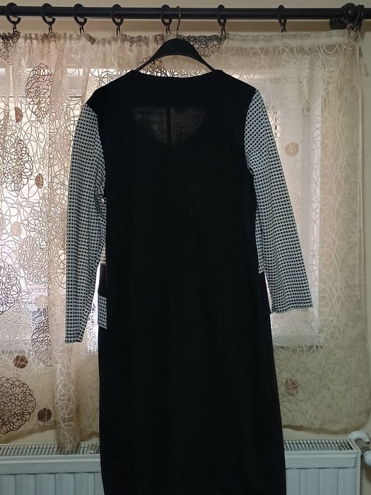 Дамска черно-бяла рокля