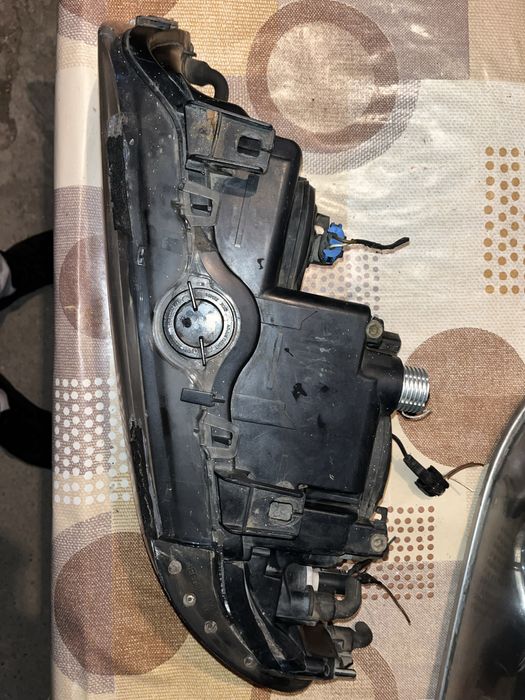 Фейслифт фарове за bmw e39 за части