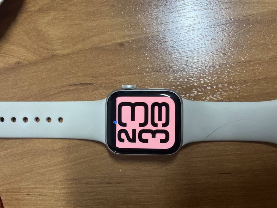 Apple Watch SE 3 (GPS) , 40mm.