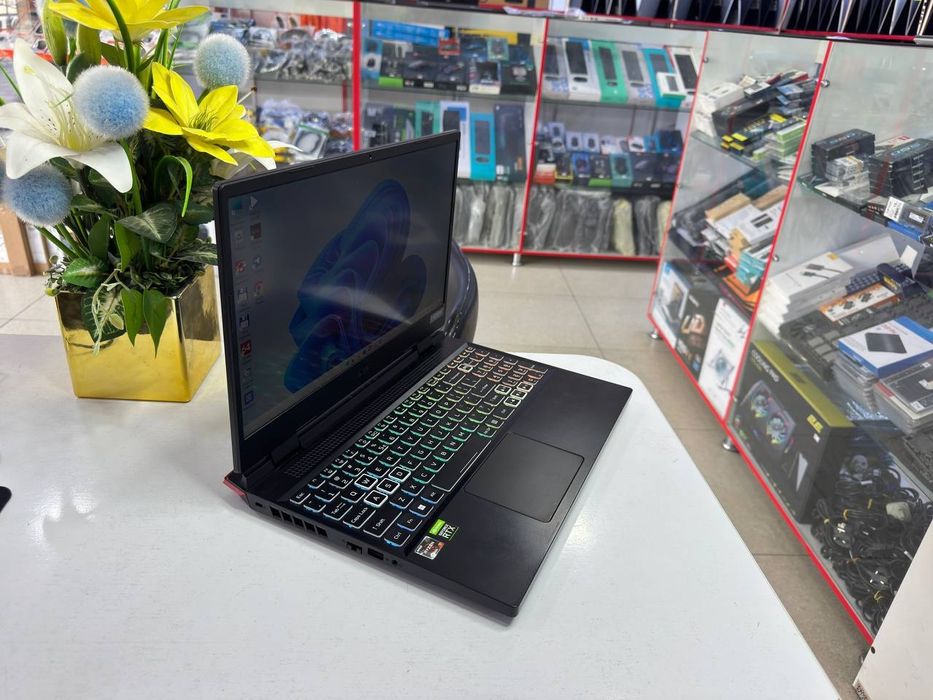 ACER NITRO Ryzen 7 7735H DDR5 16/512 SSD RTX 3050-4GB