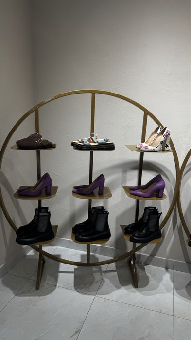 Продам полки стеллажи