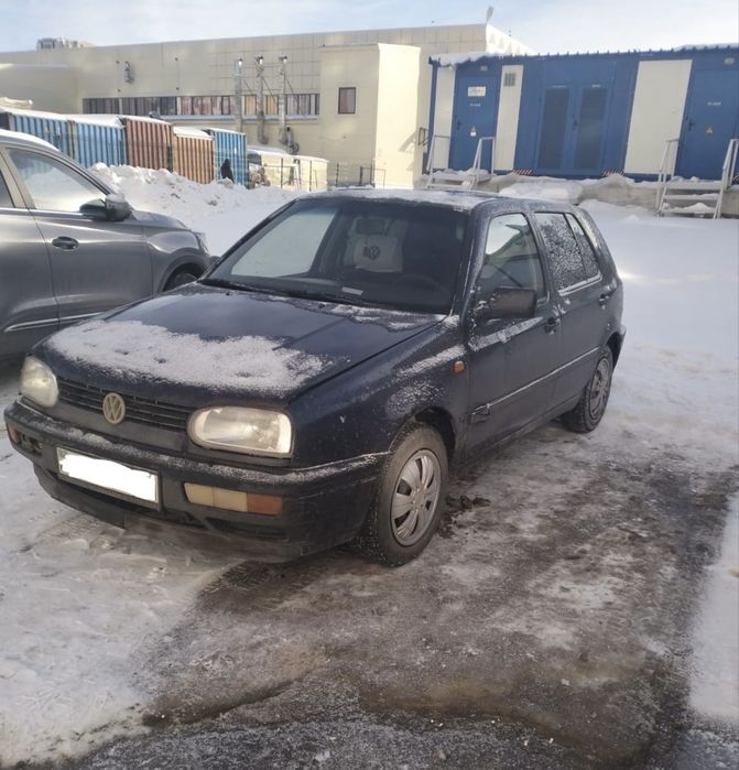 Срочно продам Volkswagen Golf 3