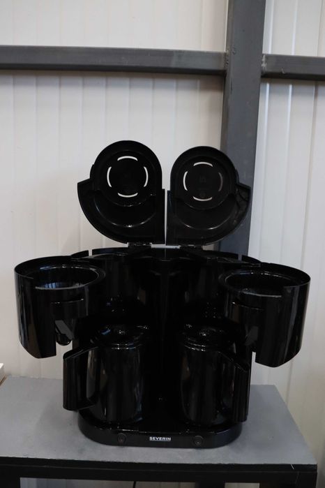 Двойна шварц кафемашина Severin KA 9315