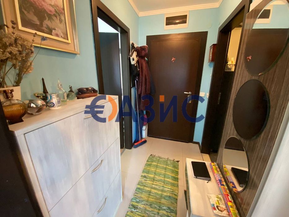 Продава се Двустаен апартамент в Свети Влас - 56 кв.м за 724 €/кв.м - Снимка #1