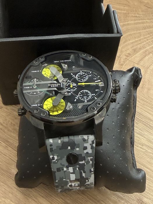 Мъжки часовник Diesel Mr Daddy 2.0 DZ7311