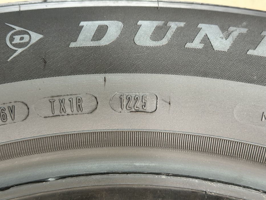 “Dot 25” 215/65/16 Dunlop 4Броя: 270€ 6.9мм