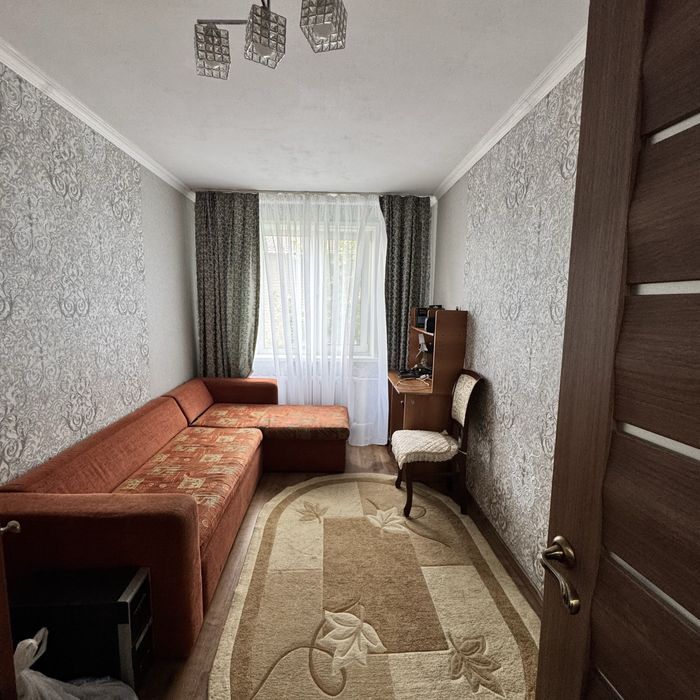 Продам 3-комн 20 мкр