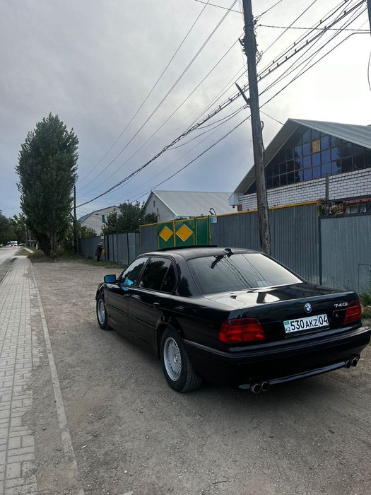 Продам Бмв е38 1995