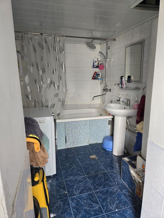 Продаётся участок площадью 4.0 сотки.