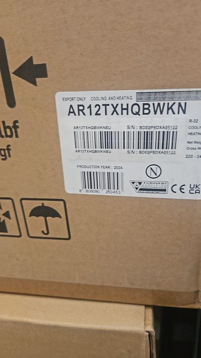 Aer conditionat Samsung AR12TXHQBWKNEU, 12000 BTU A++, NOU., Sigilat.