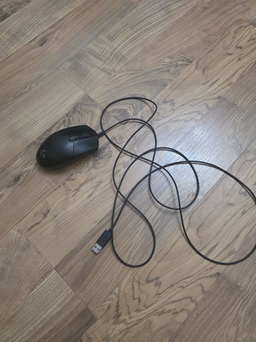 Продам мышку б/у