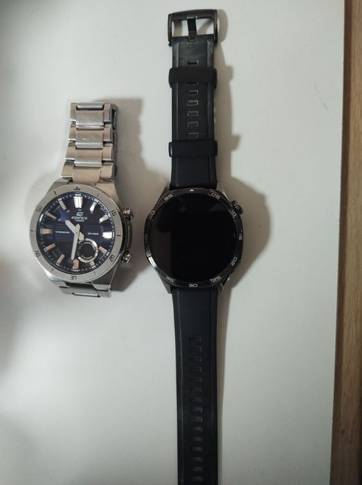 Продавам часовници